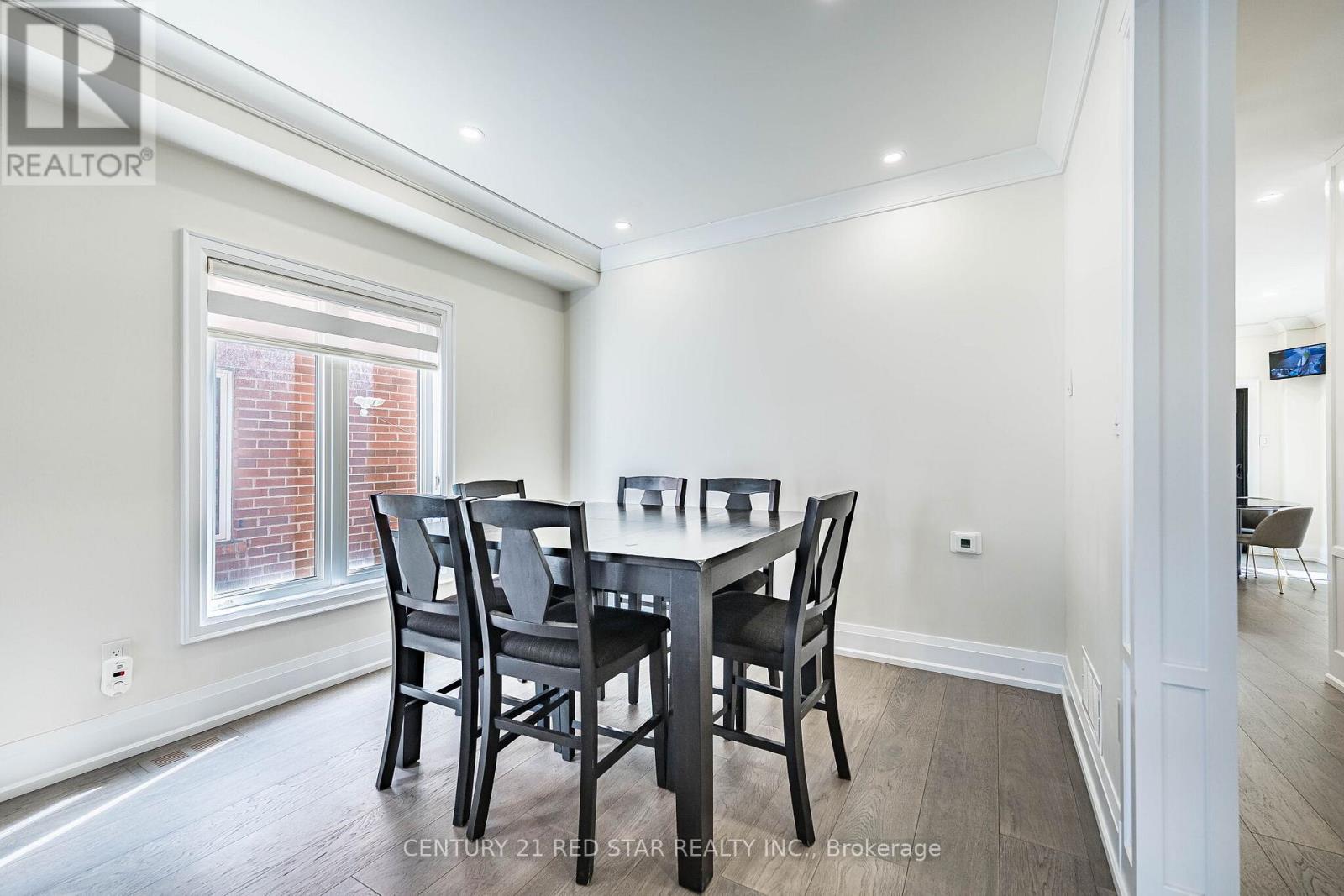 396 DERRYDALE DRIVE - 7