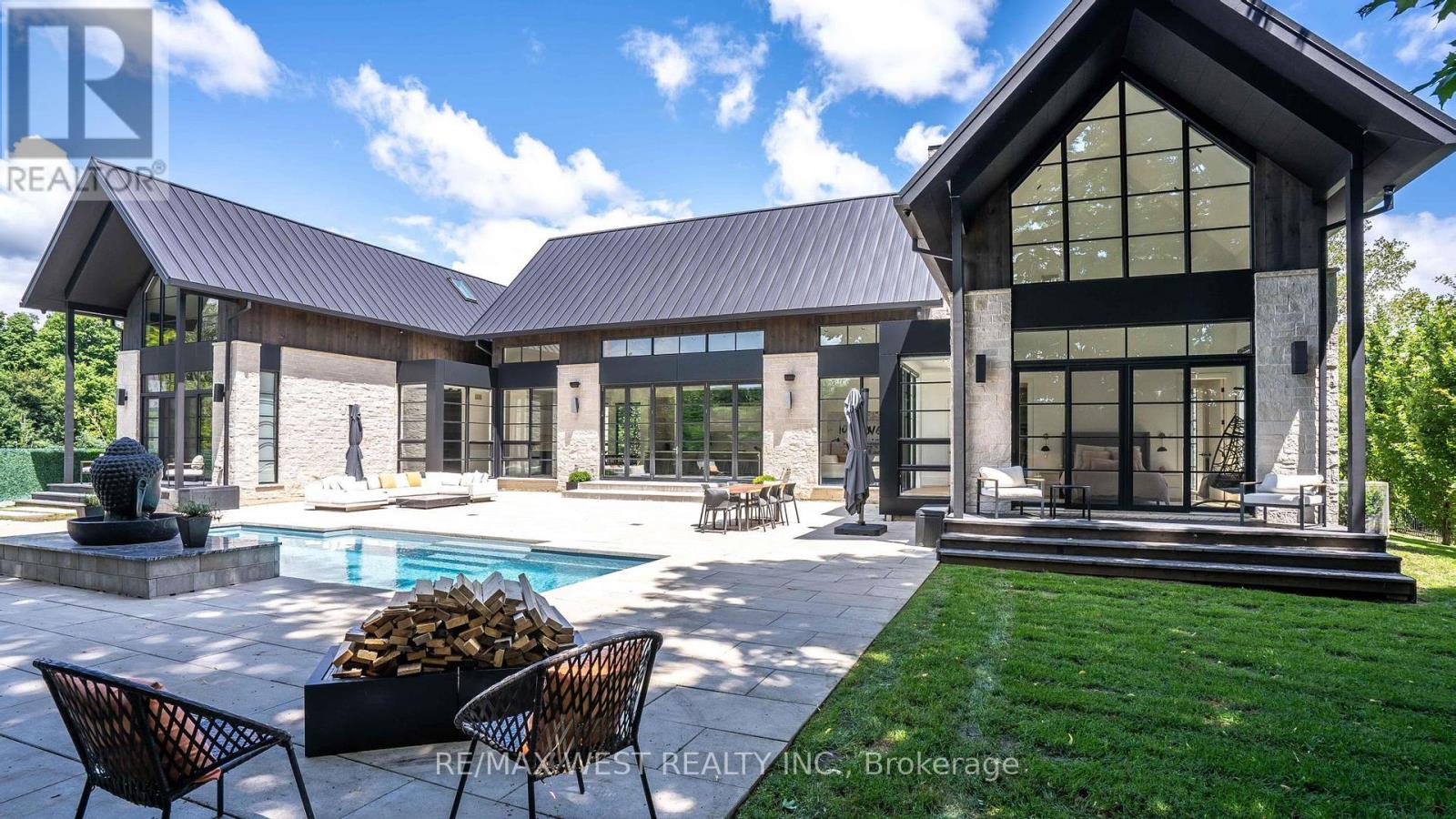 3819 DEER TRAIL - 48