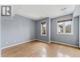 81 Strathaven Private, Ottawa, ON K1J1K7 Photo 17