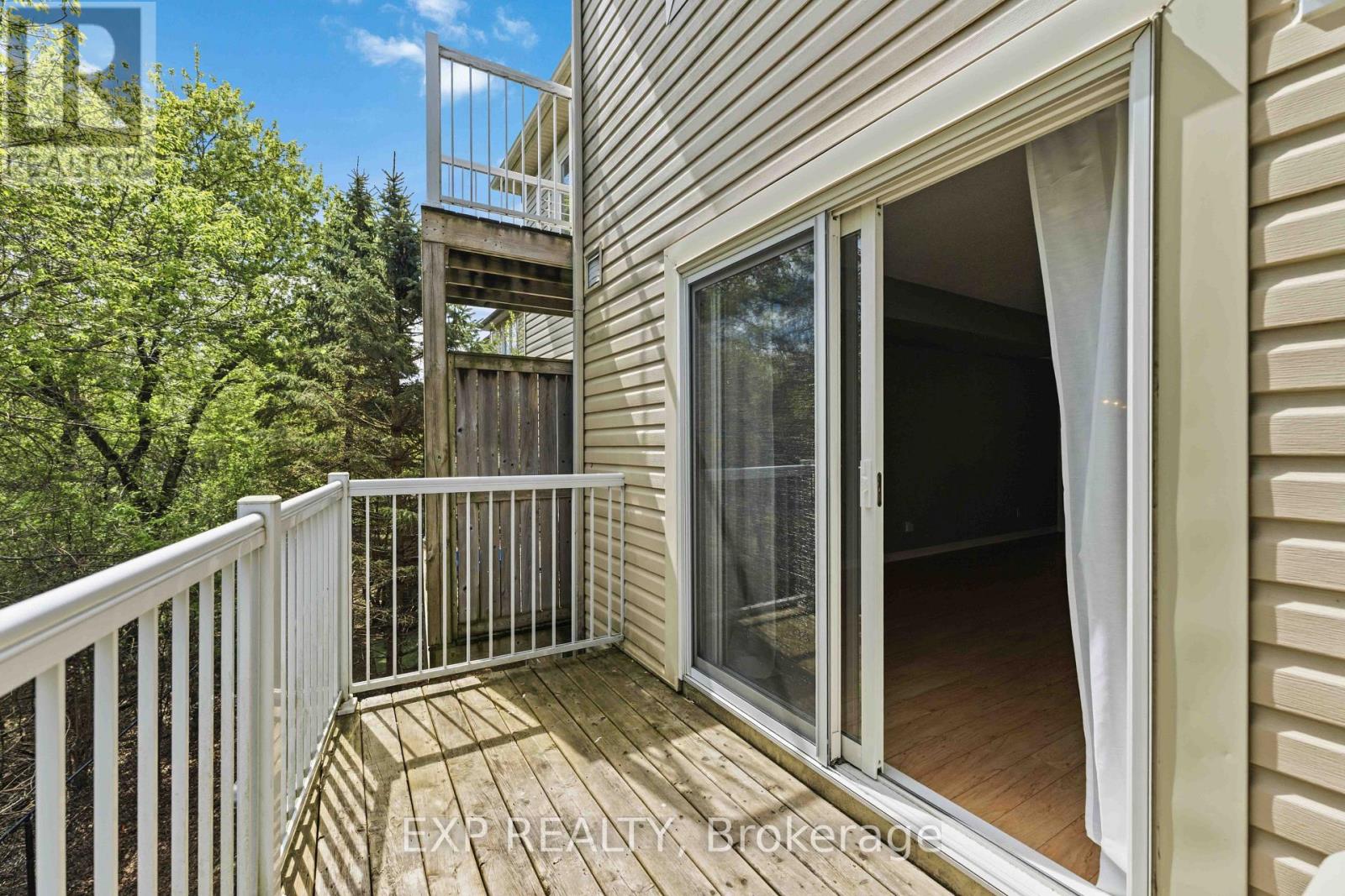 81 STRATHAVEN PRIVATE - 35