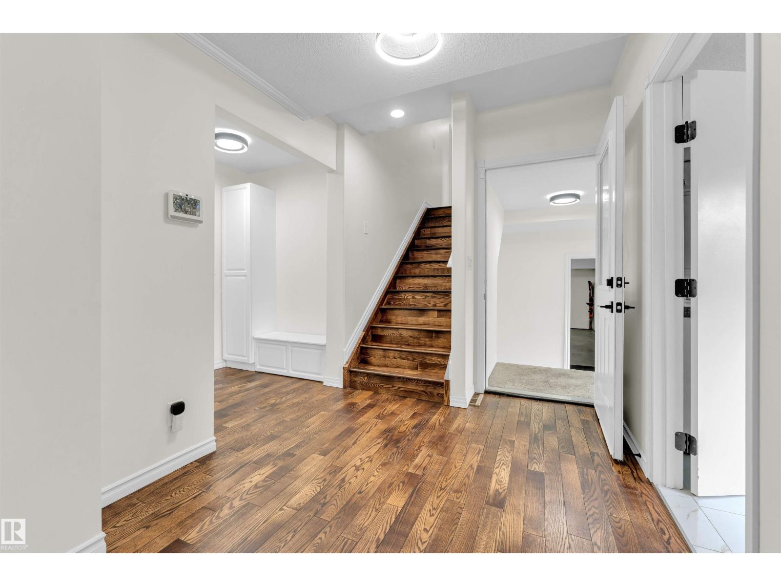#37 51528 RGE ROAD 262 - 18