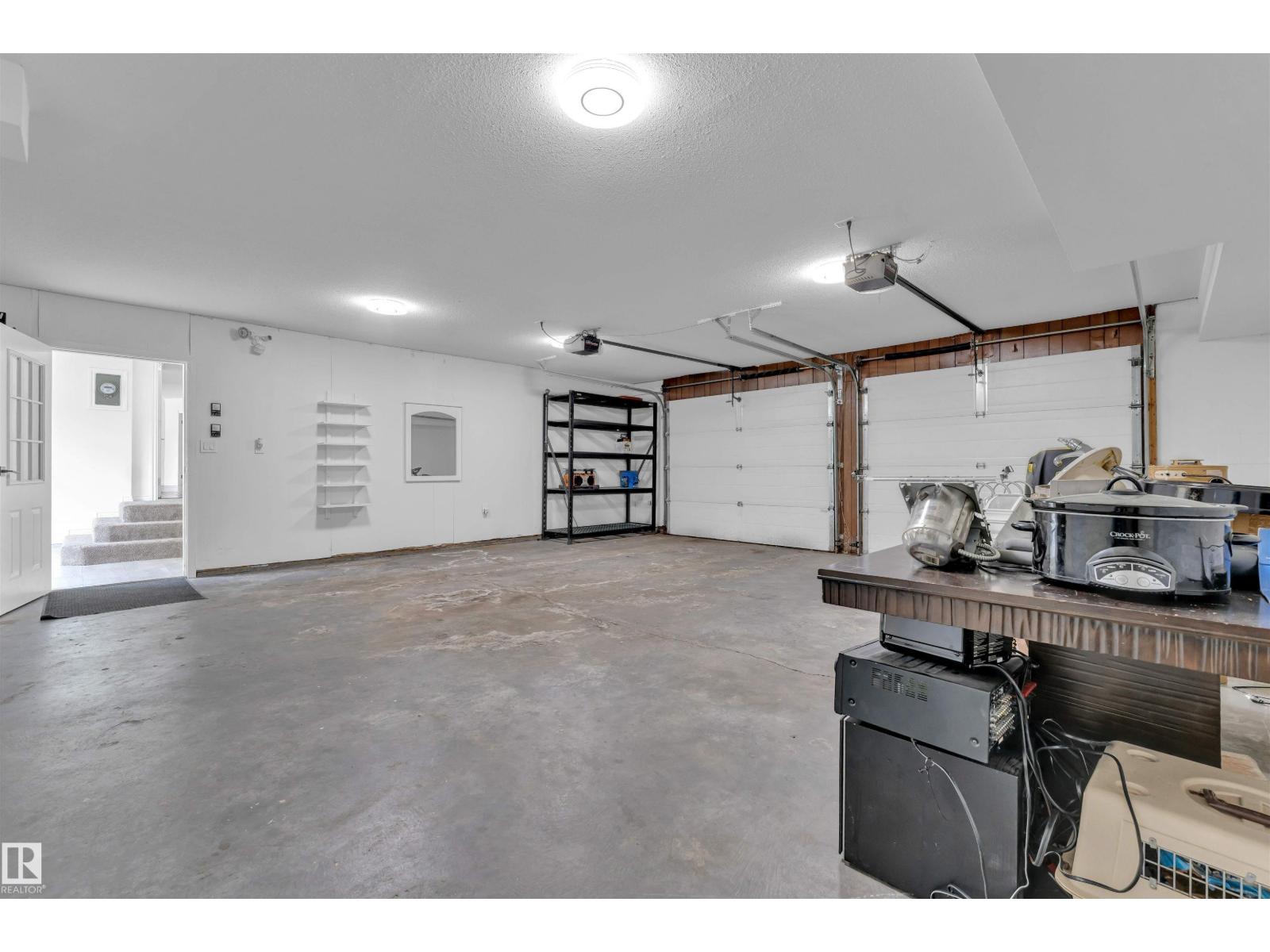 #37 51528 RGE ROAD 262 - 40