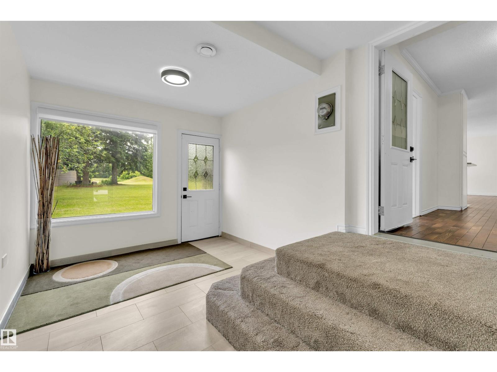 #37 51528 RGE ROAD 262 - 37