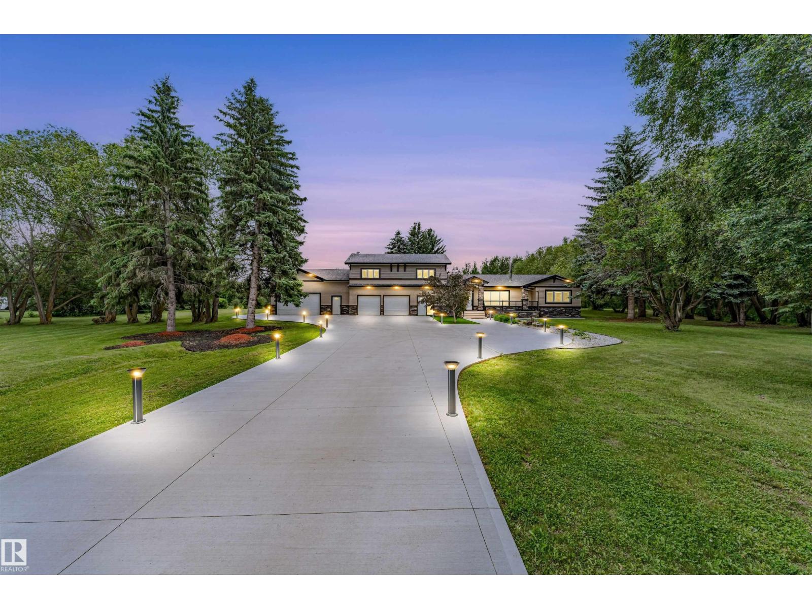 #37 51528 RGE ROAD 262 - 64