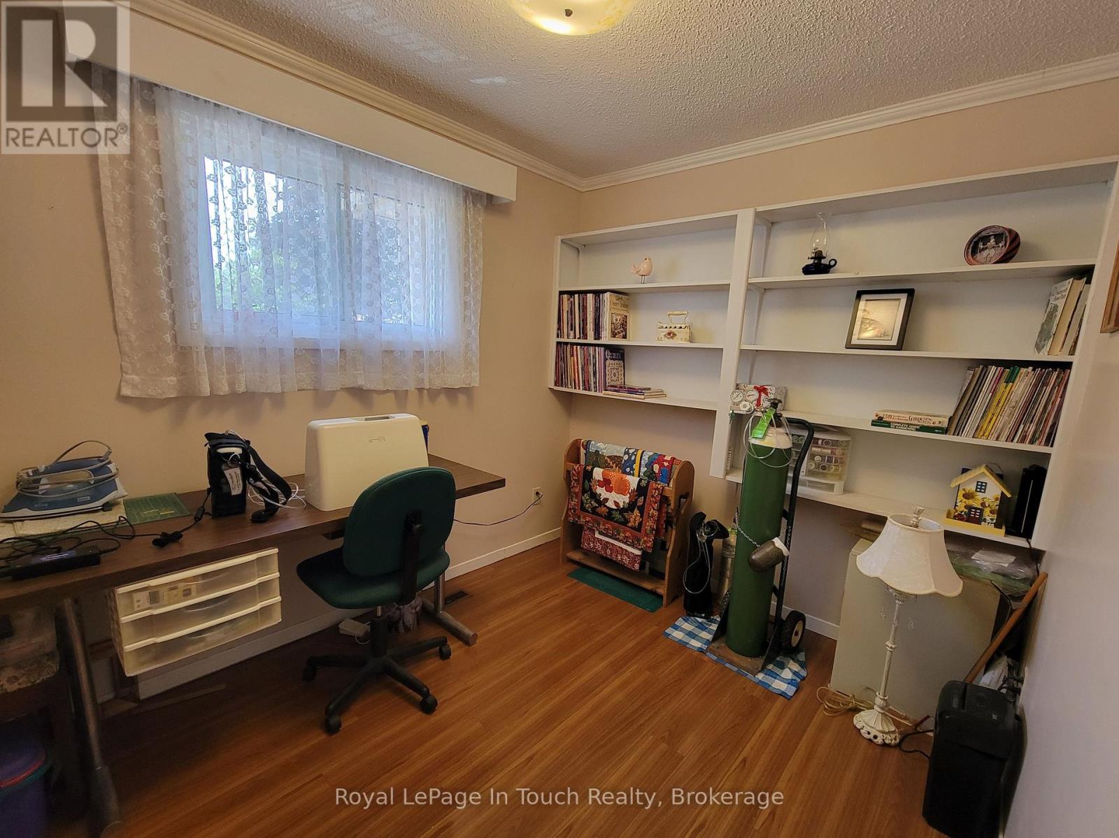 642 RANDLES CRESCENT - 17