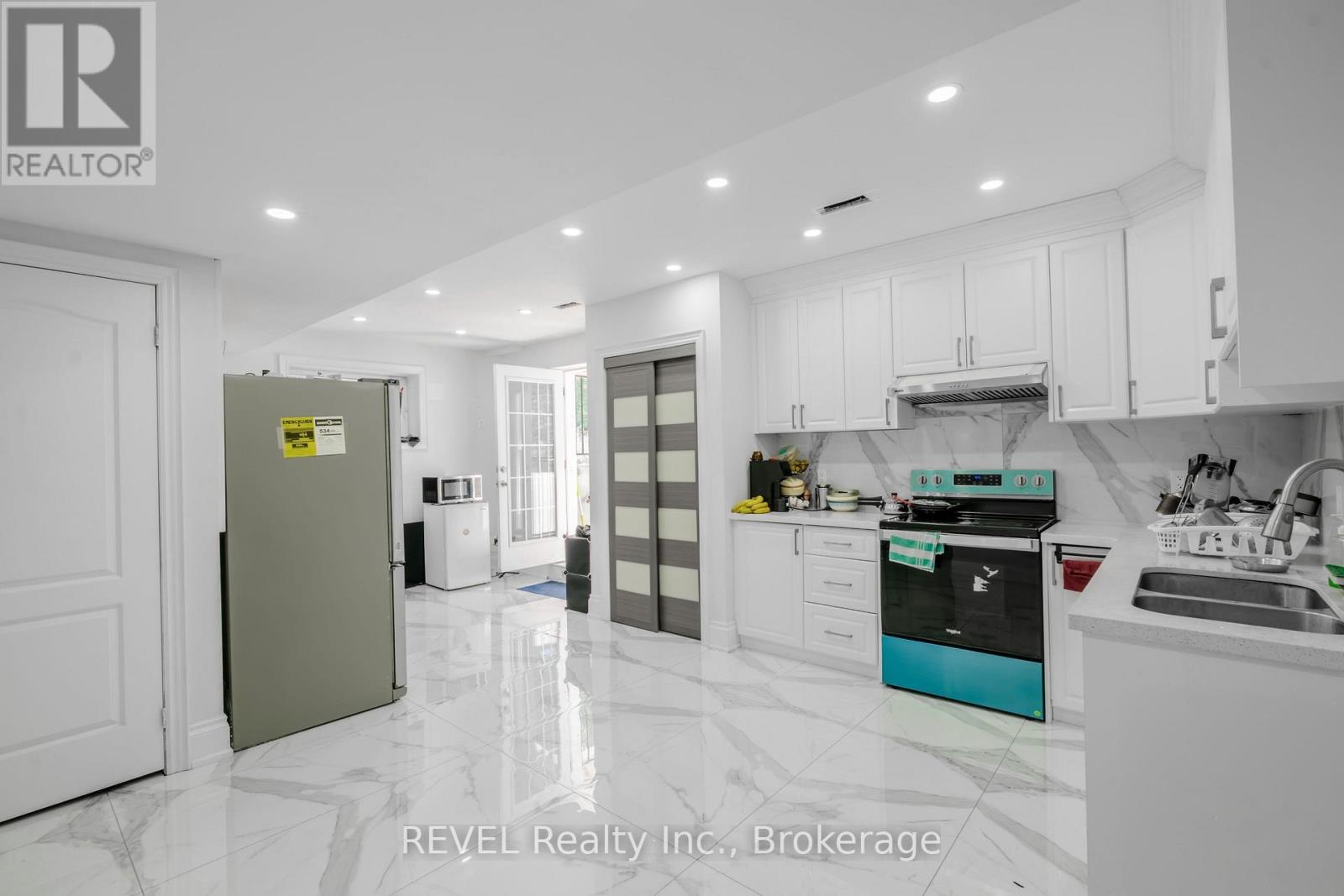 8619 CHICKORY TRAIL - 25