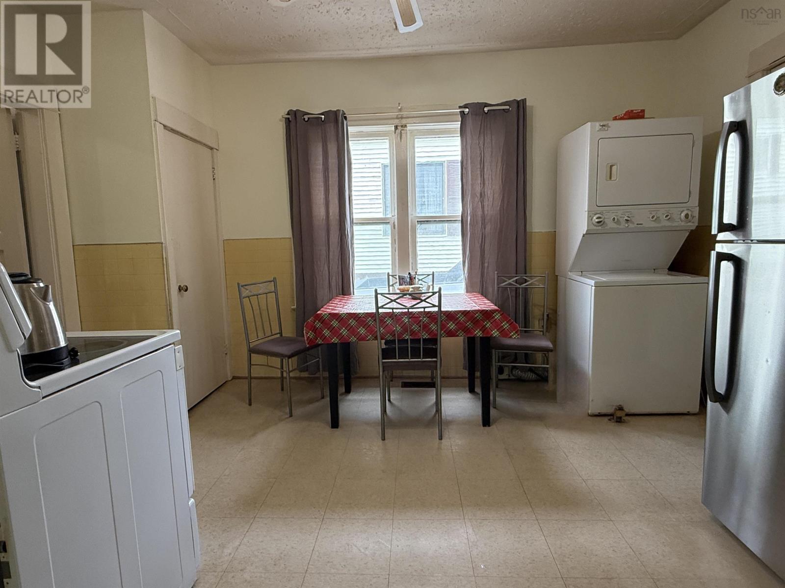 65 View Street - 16