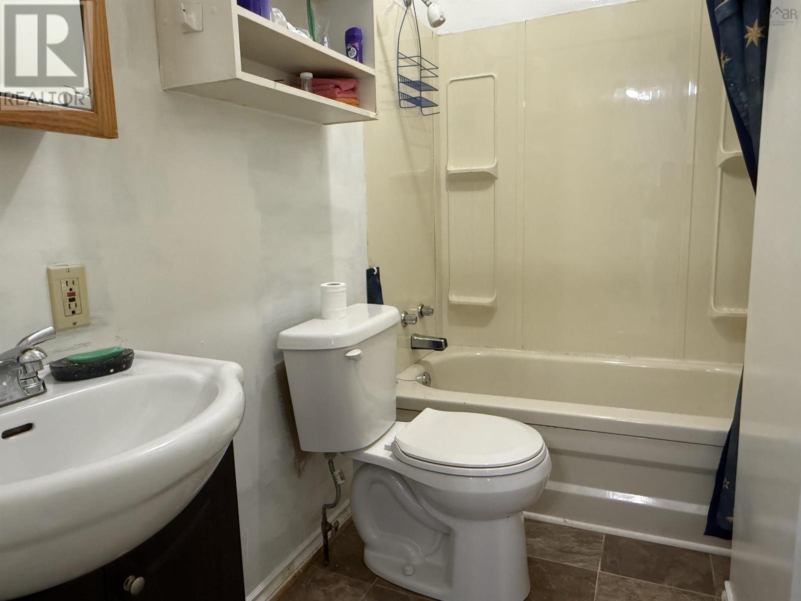 65 View Street - 21