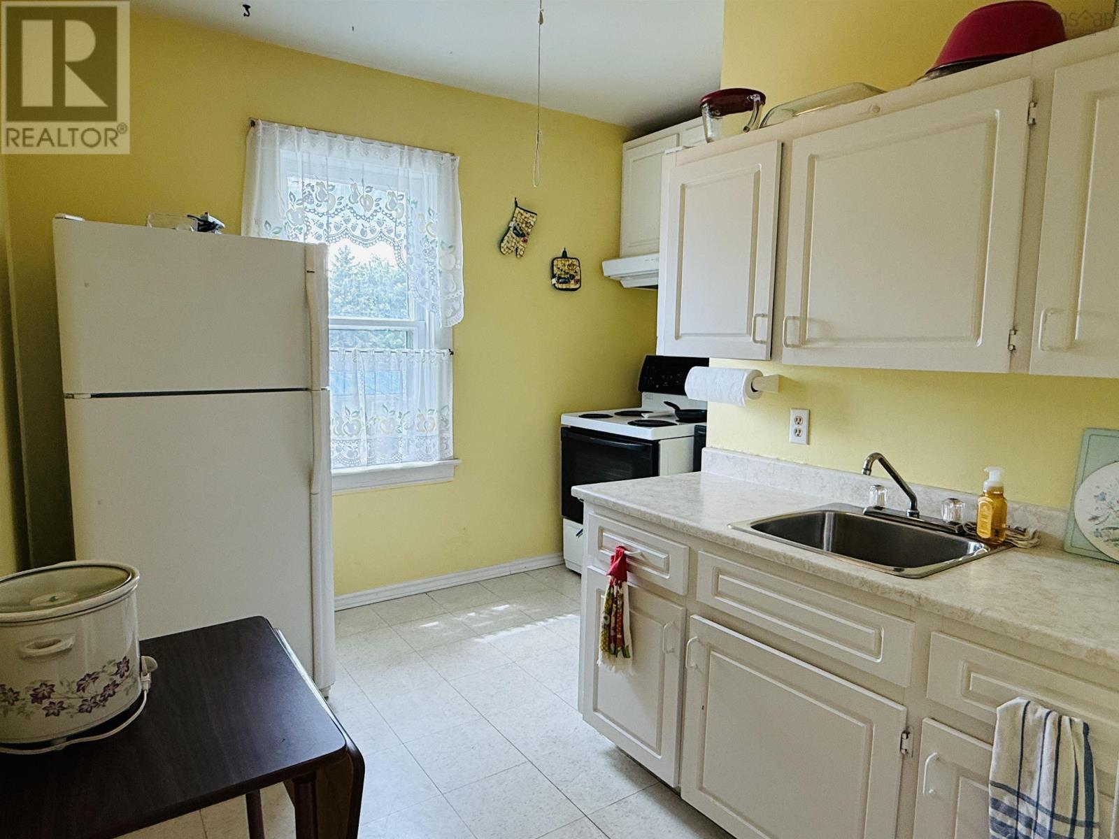 65 View Street - 30
