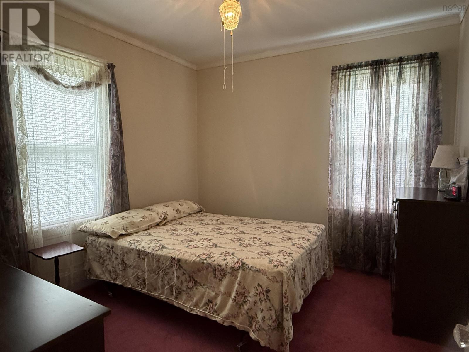 65 View Street - 38