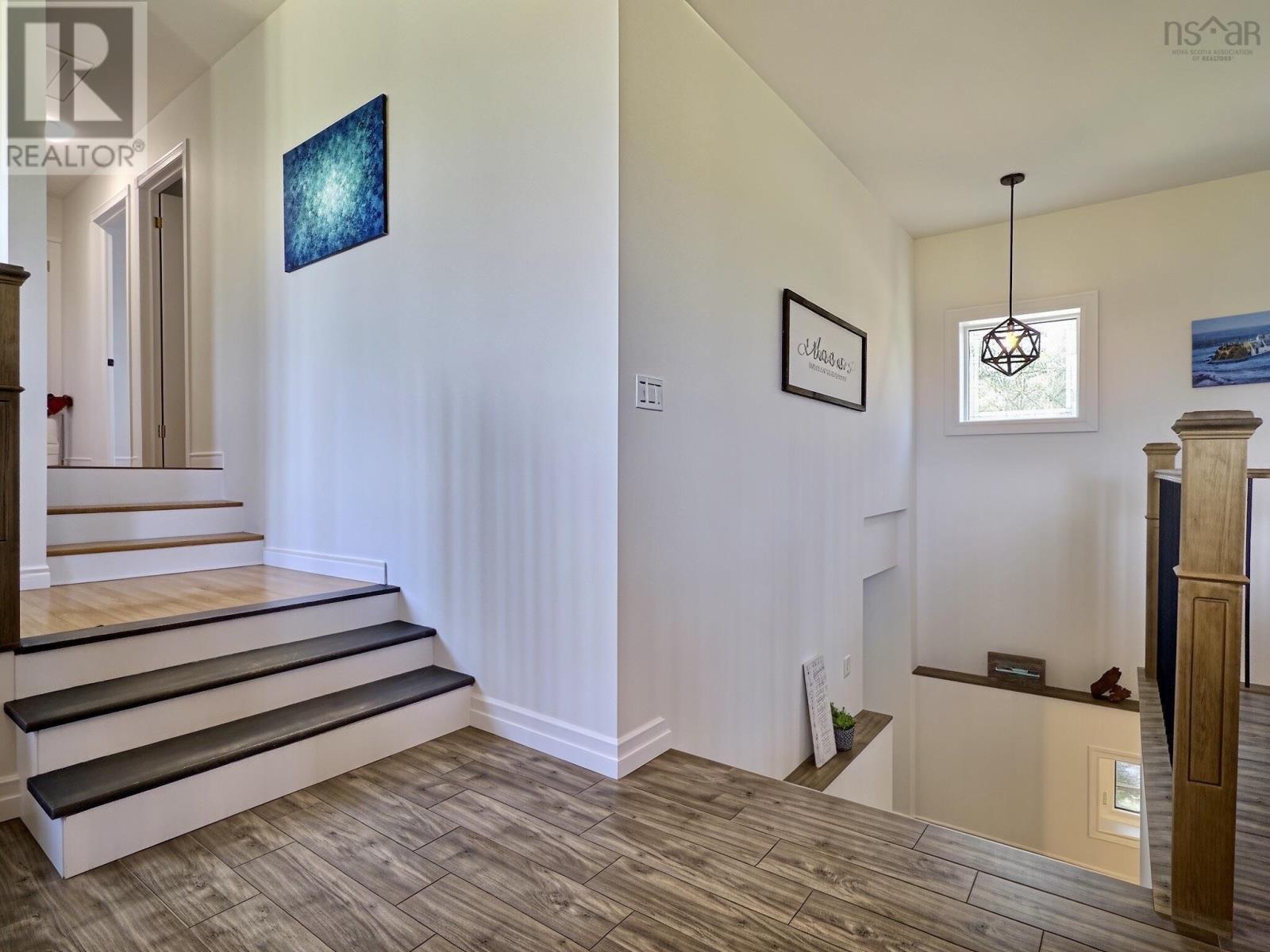 88 PEMBROKE LAKE ROAD - 12