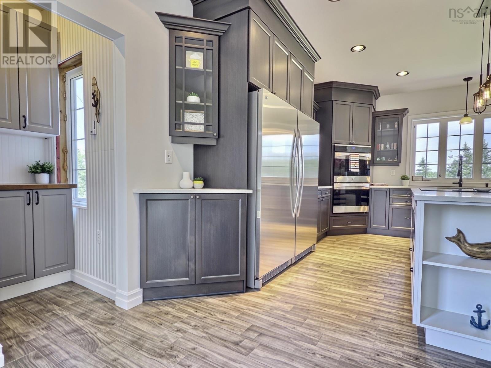 88 PEMBROKE LAKE ROAD - 8