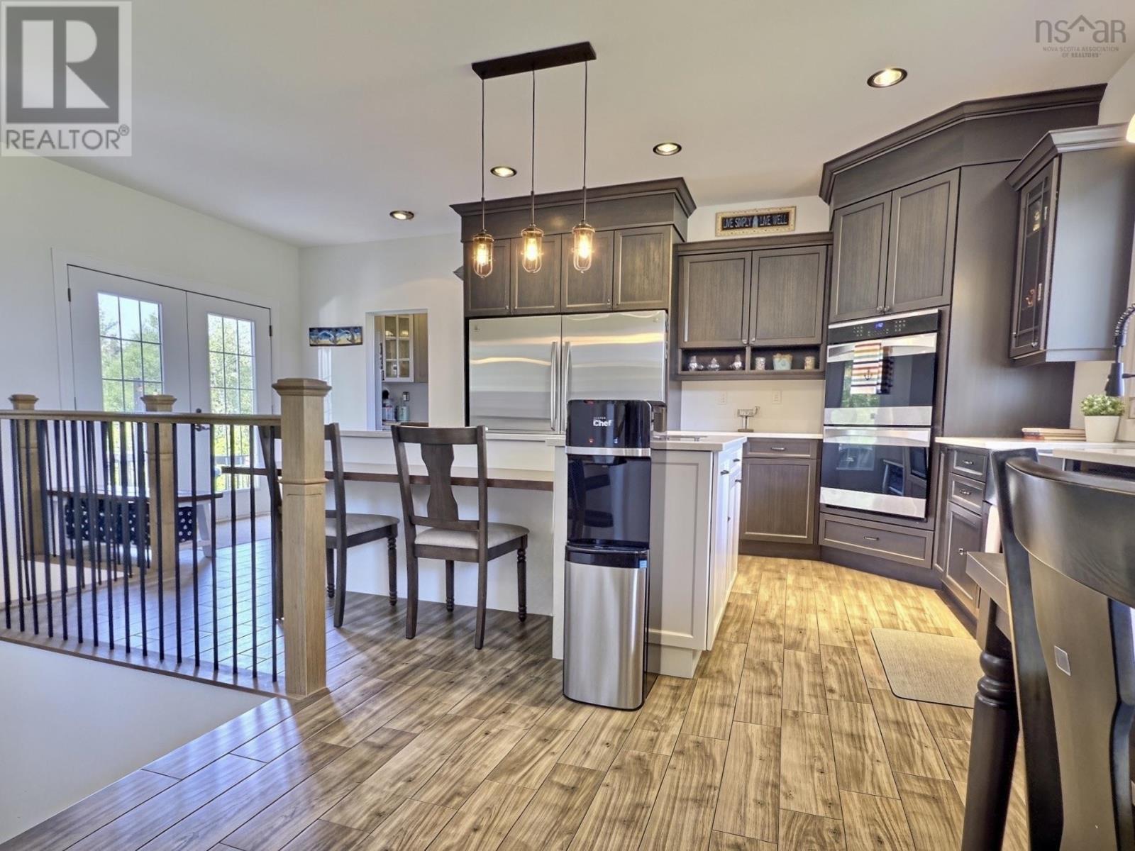 88 PEMBROKE LAKE ROAD - 6