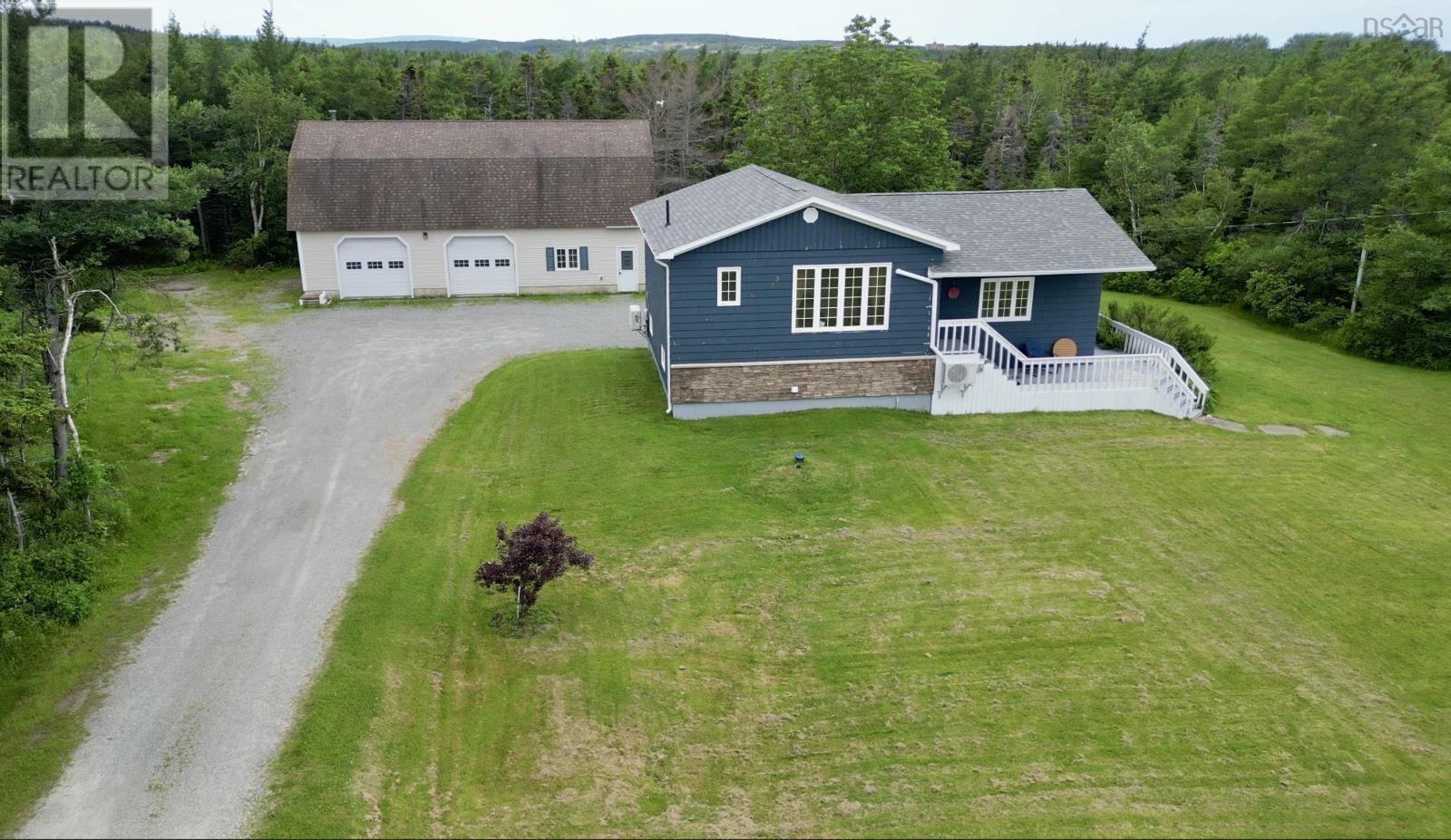 88 PEMBROKE LAKE ROAD - 28