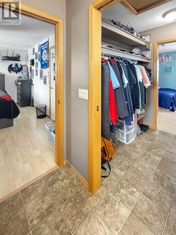 42, 113033 Township Road 592 - 25