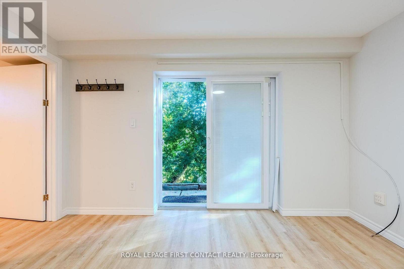 312 BARNETT AVENUE - 26