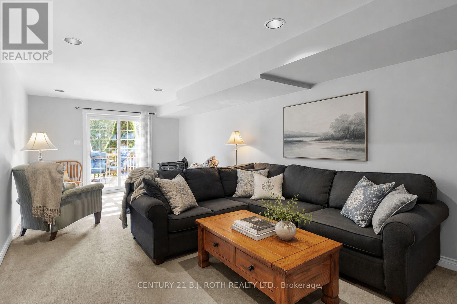 305 PARK STREET - 16