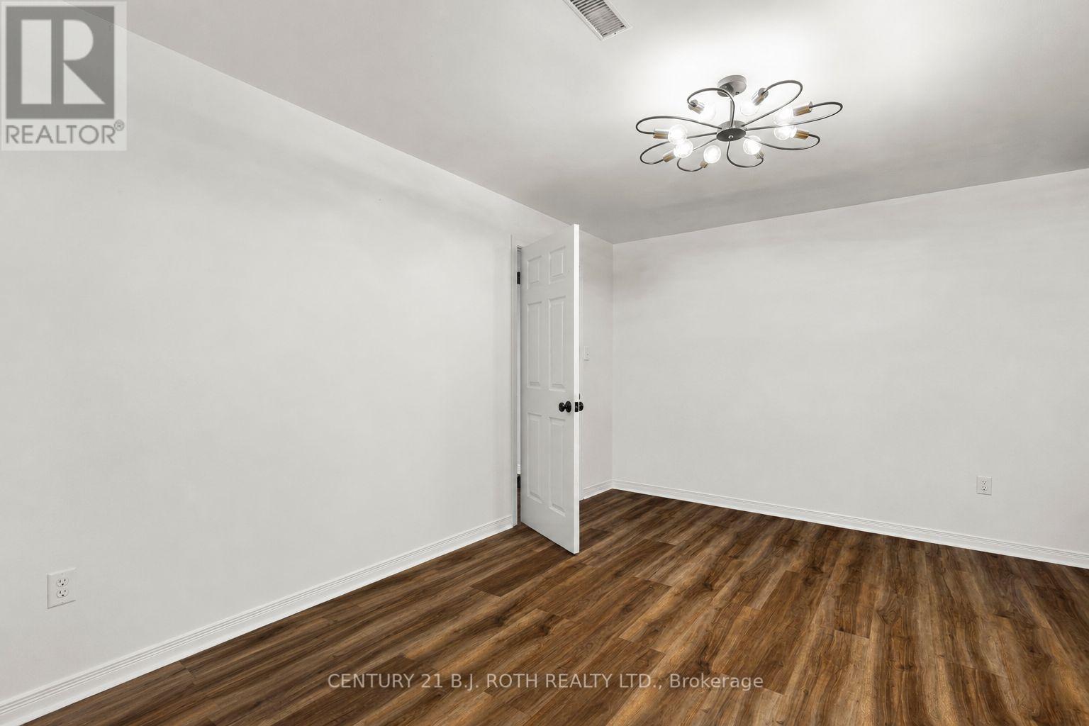305 PARK STREET - 22