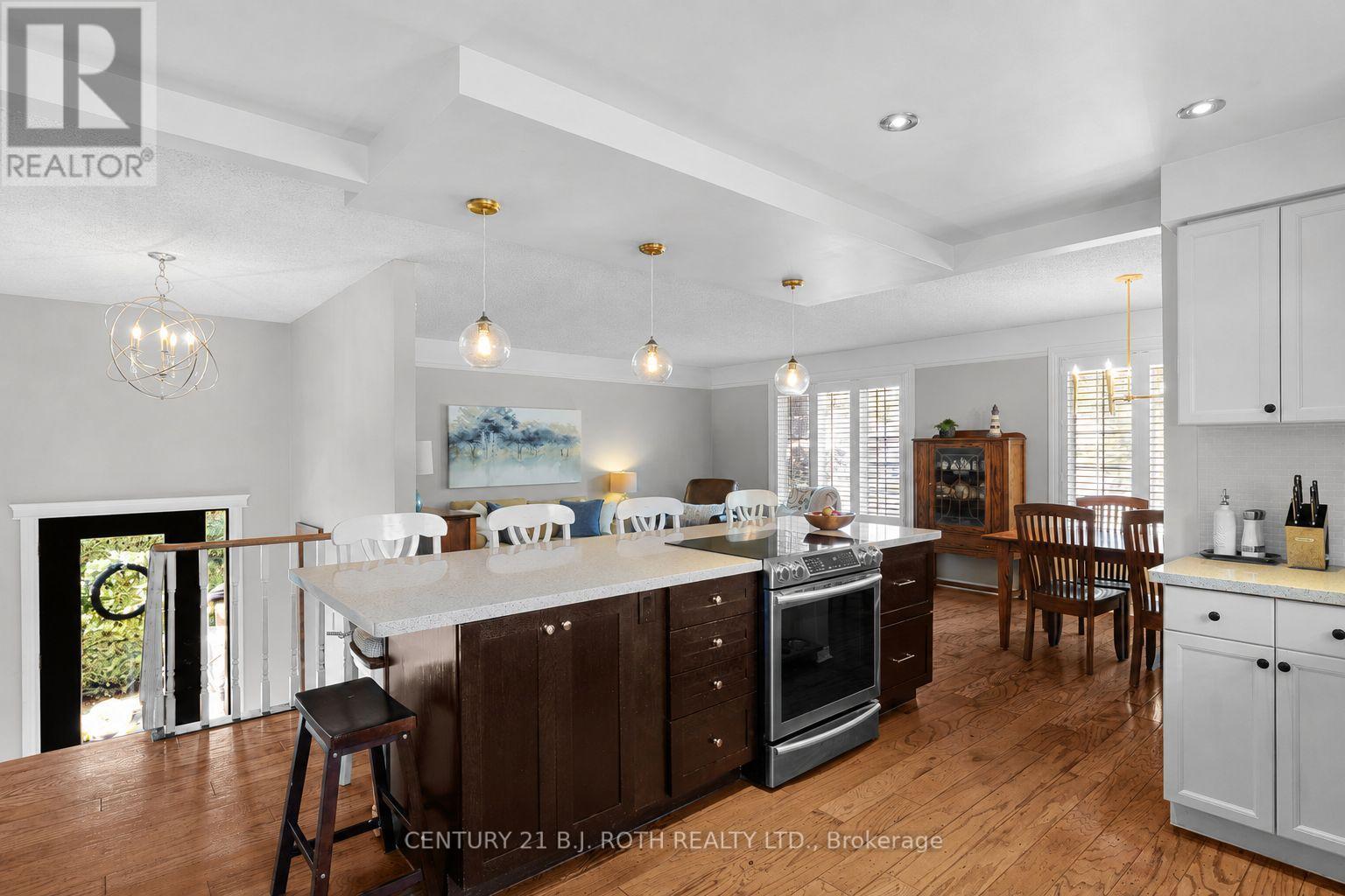 305 PARK STREET - 7