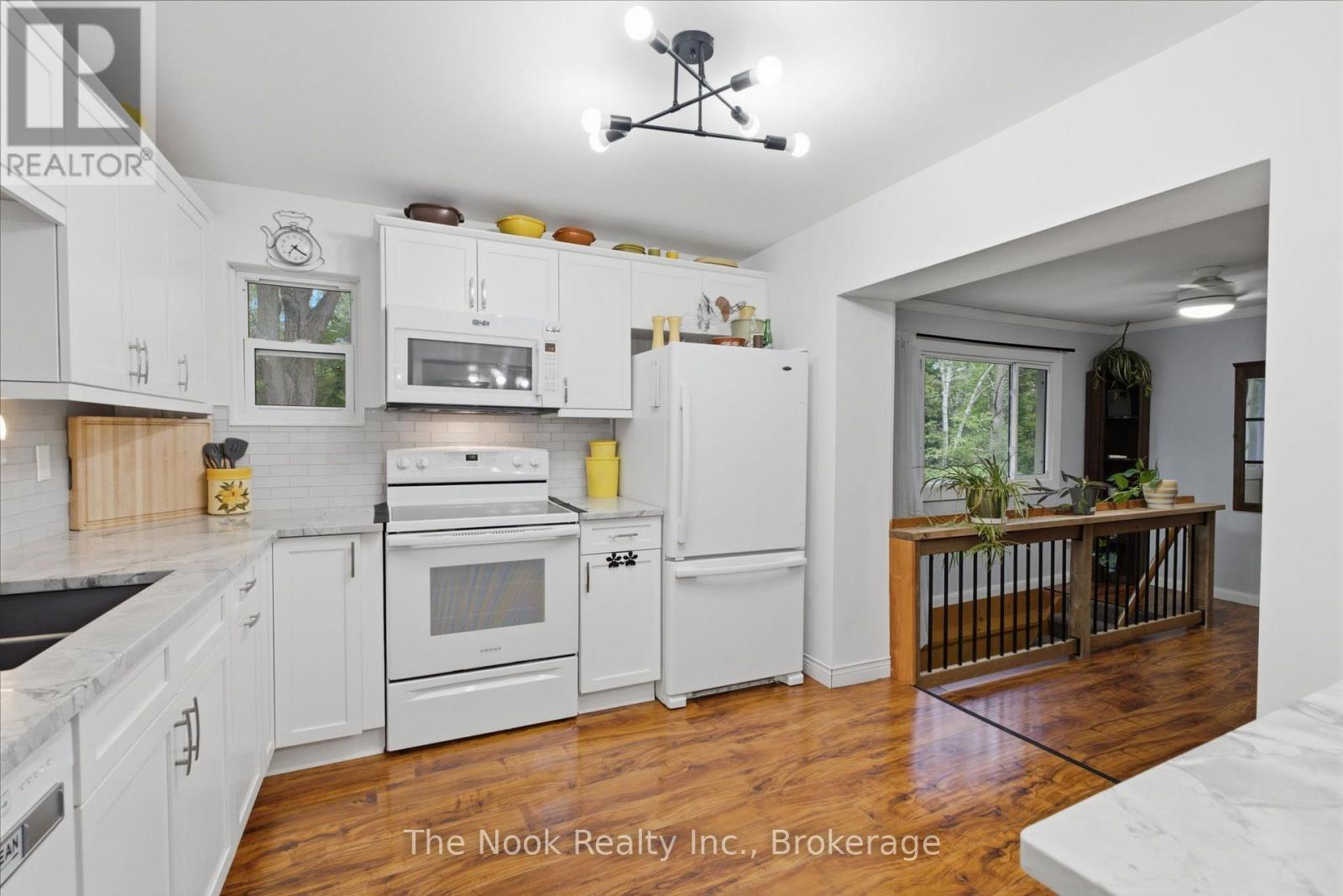 5203 VALLEYVIEW CRESCENT - 15