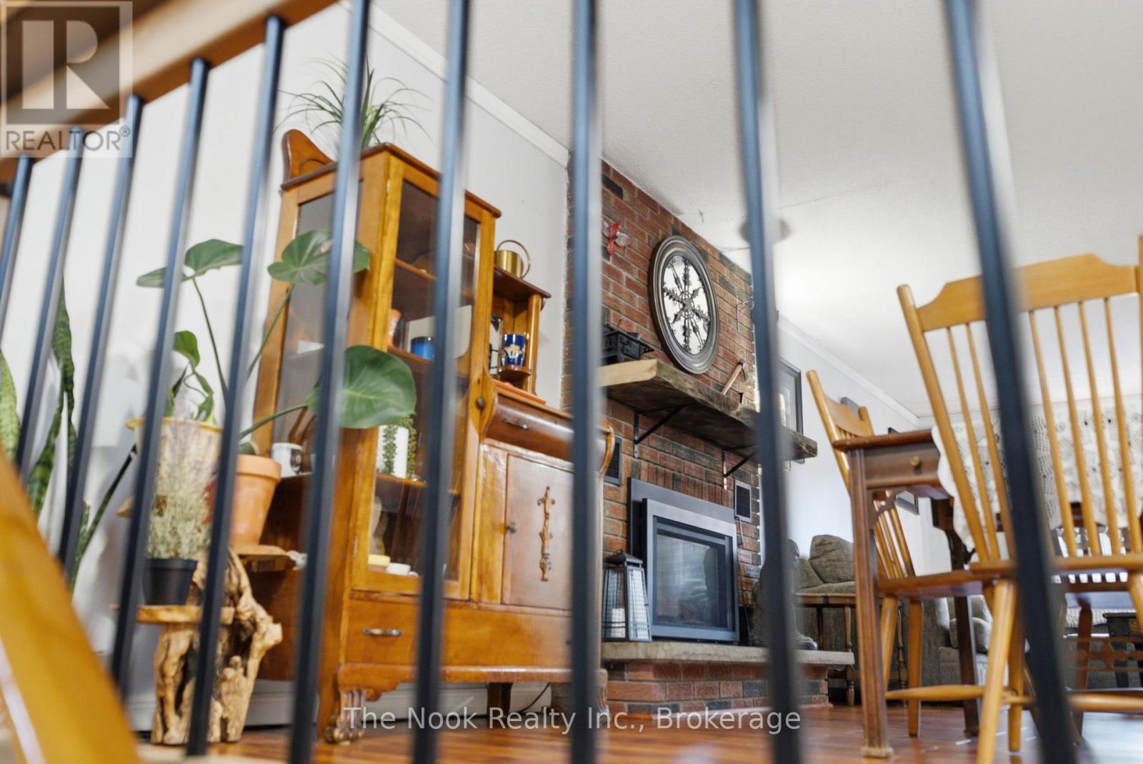 5203 VALLEYVIEW CRESCENT - 29
