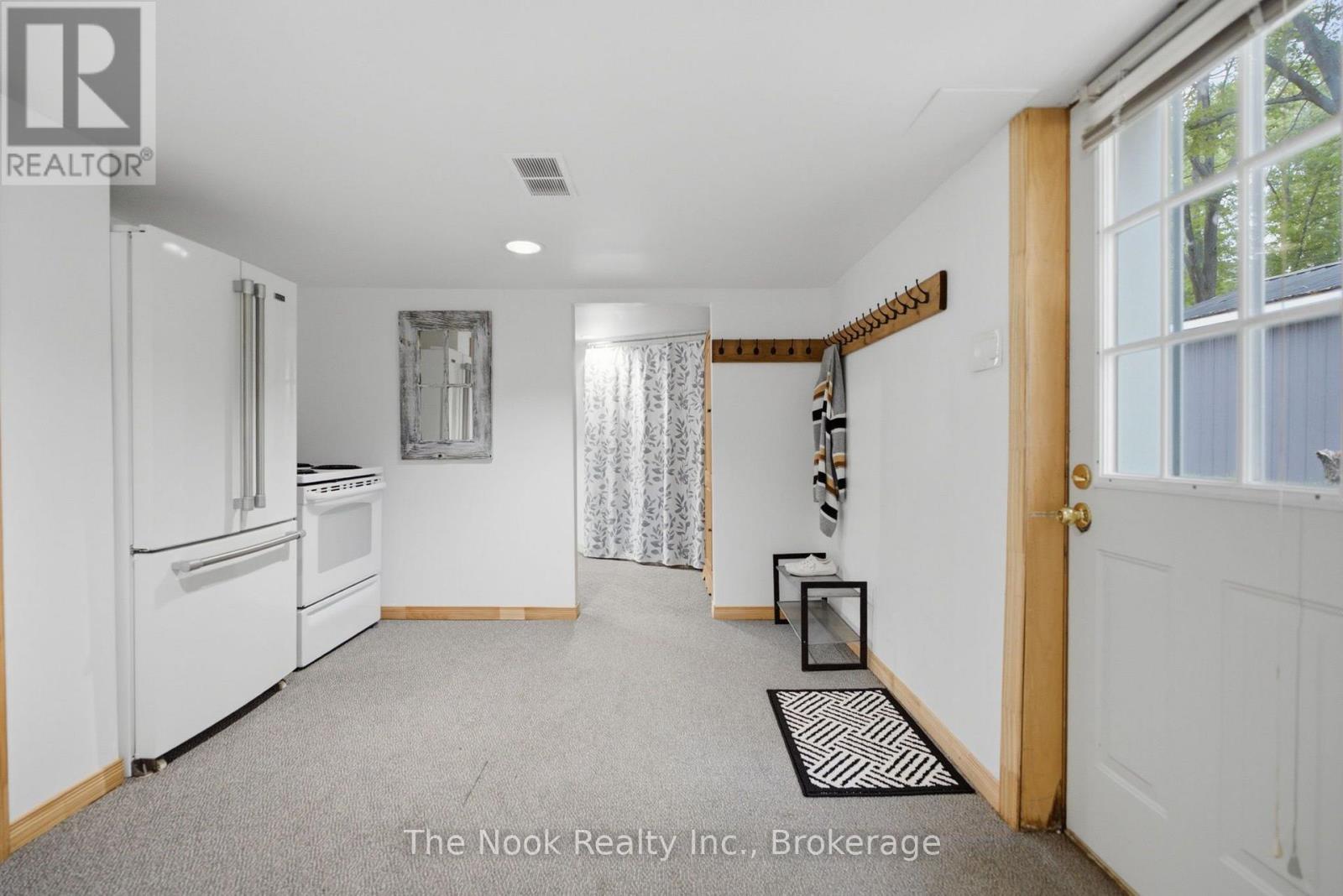 5203 VALLEYVIEW CRESCENT - 32