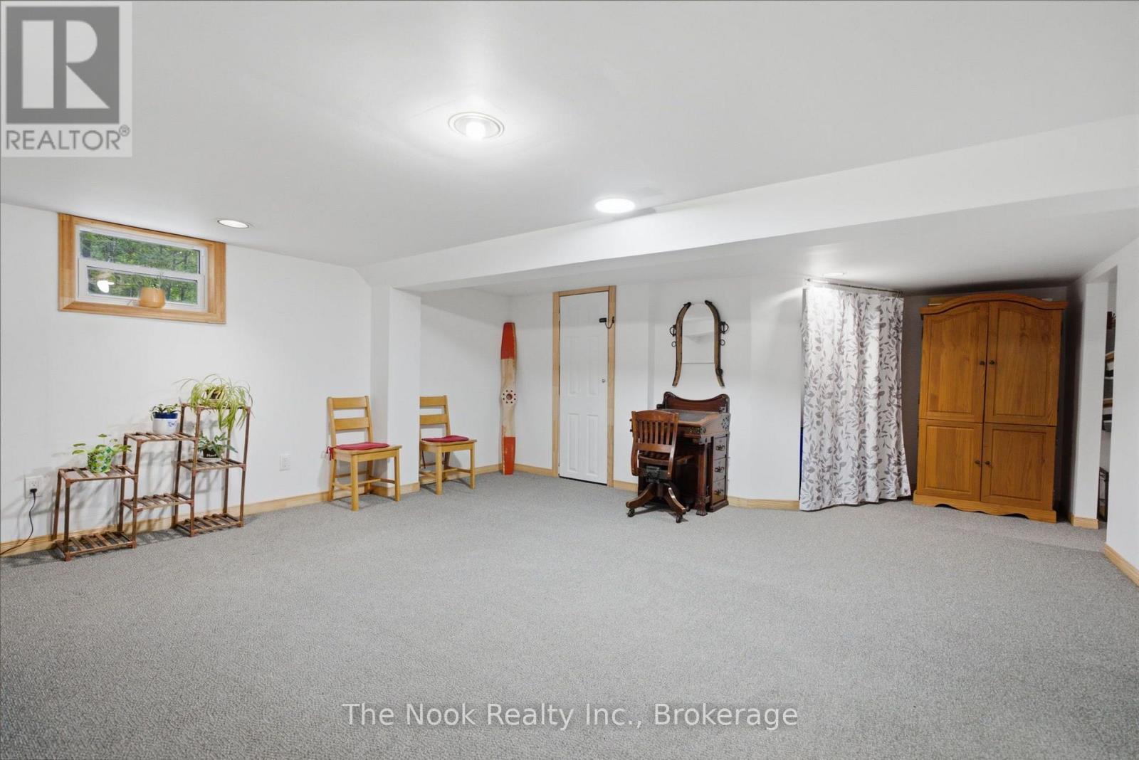 5203 VALLEYVIEW CRESCENT - 33