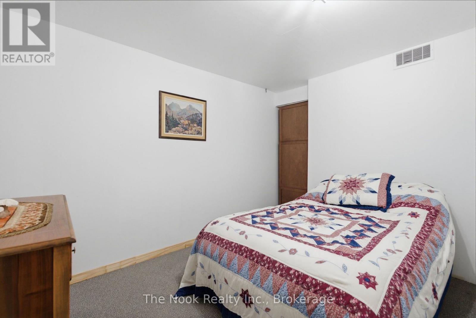 5203 VALLEYVIEW CRESCENT - 36
