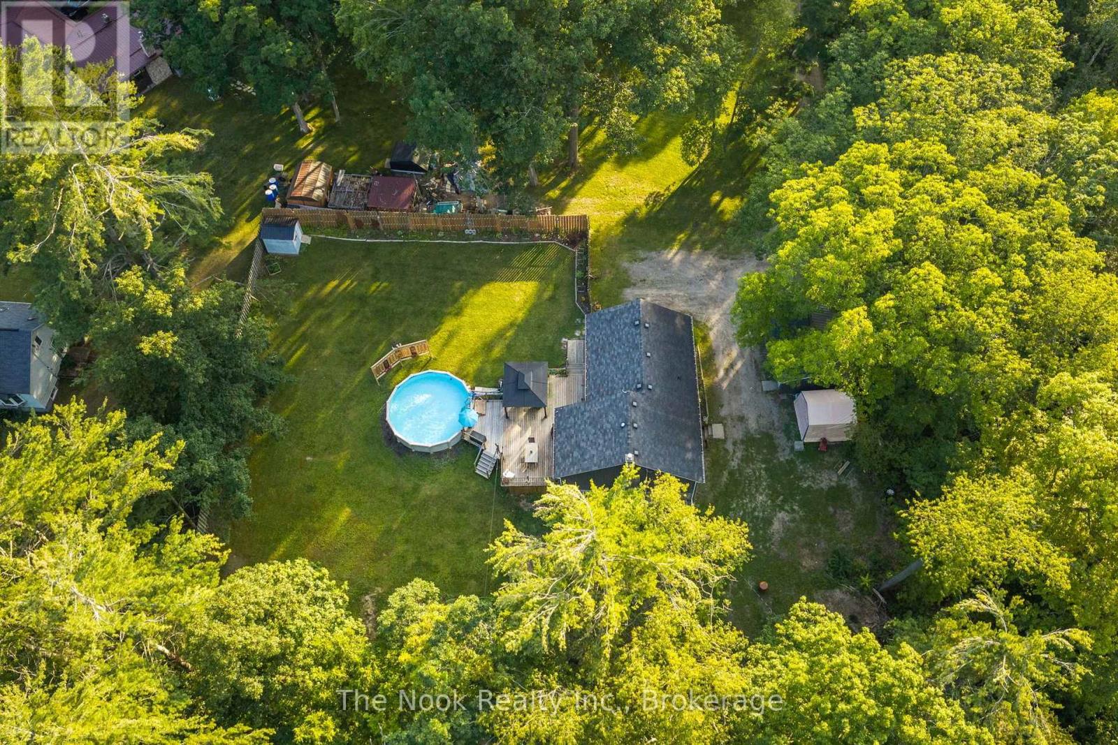 5203 VALLEYVIEW CRESCENT - 42