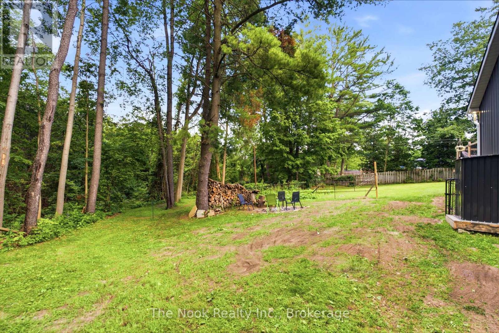 5203 VALLEYVIEW CRESCENT - 45