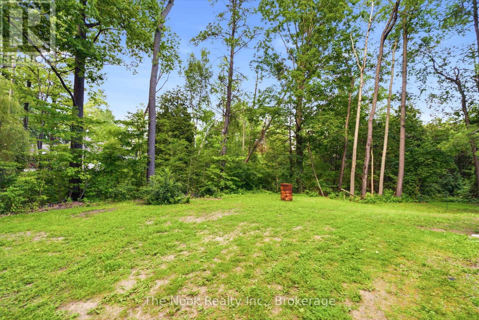 5203 VALLEYVIEW CRESCENT - 44