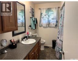 409 Mckay Street, Radville, SK S0C2G0 Photo 14