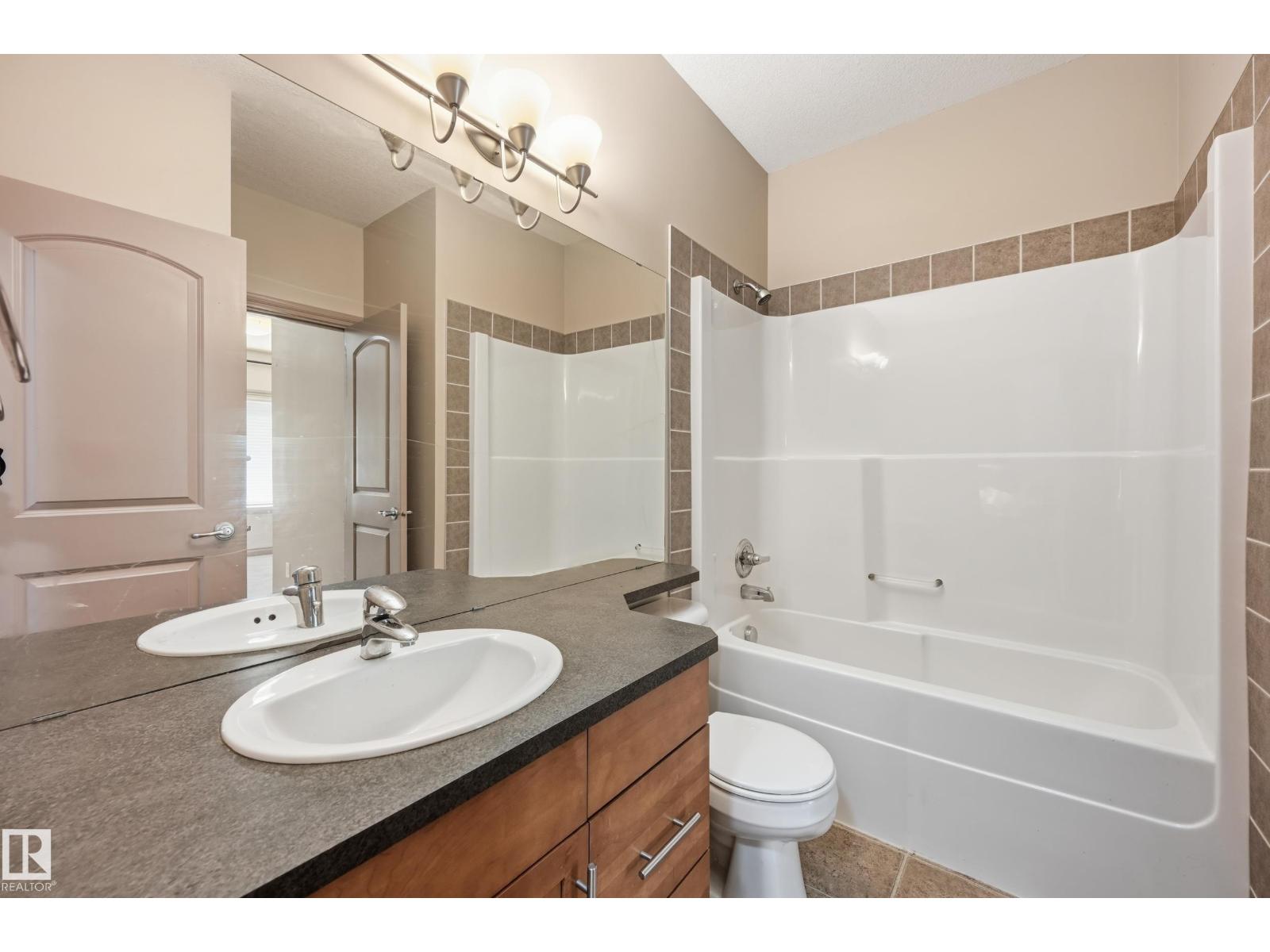 #119 10121 80 AV NW - 21