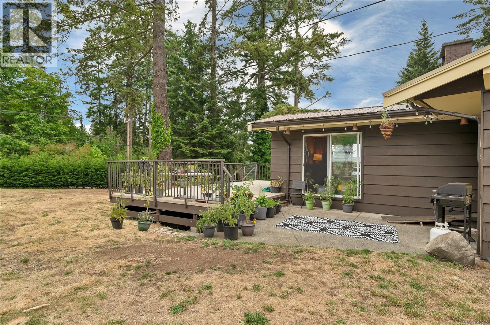 3479 Fraser Rd, Courtenay