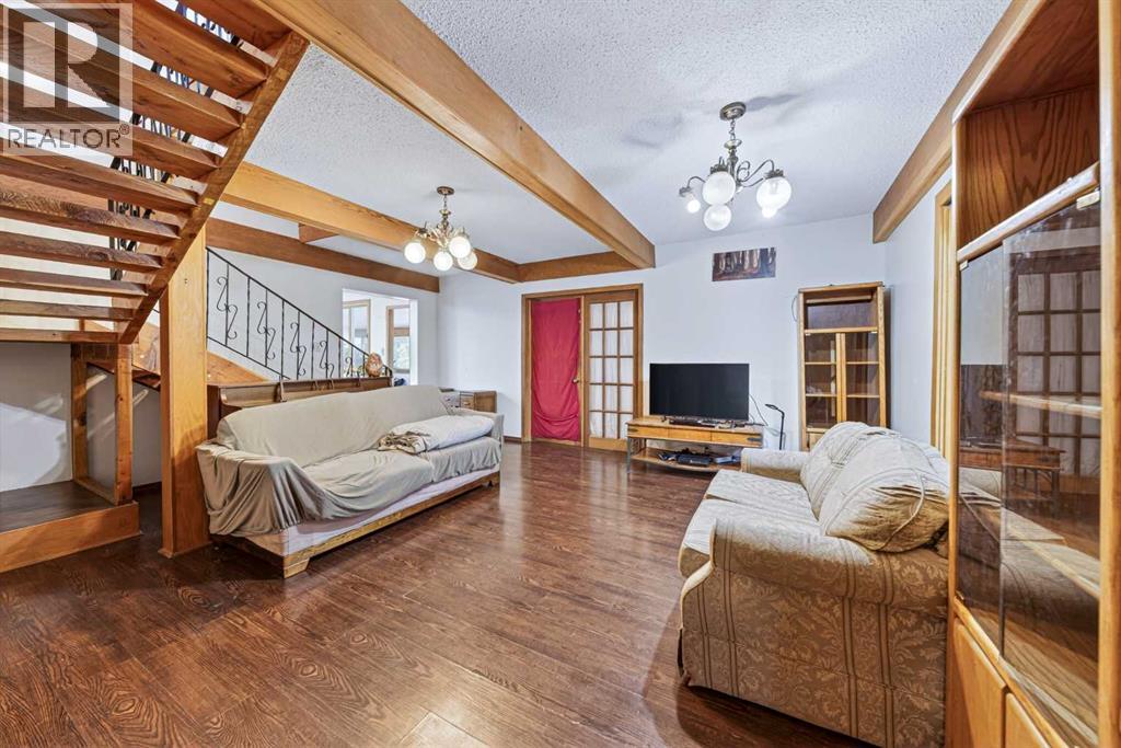 12145 21Ave - 23