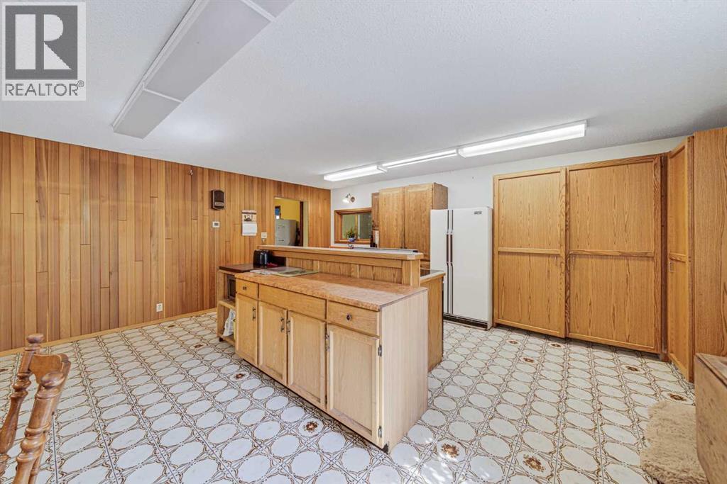 12145 21Ave - 12