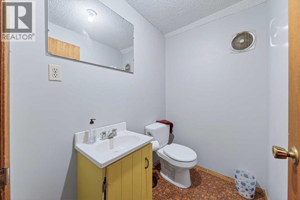 12145 21Ave - 40