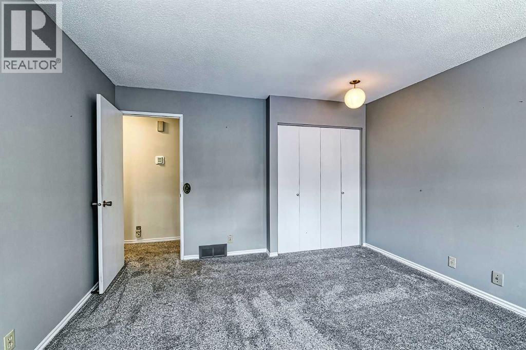 3523 48 Street NE - 22