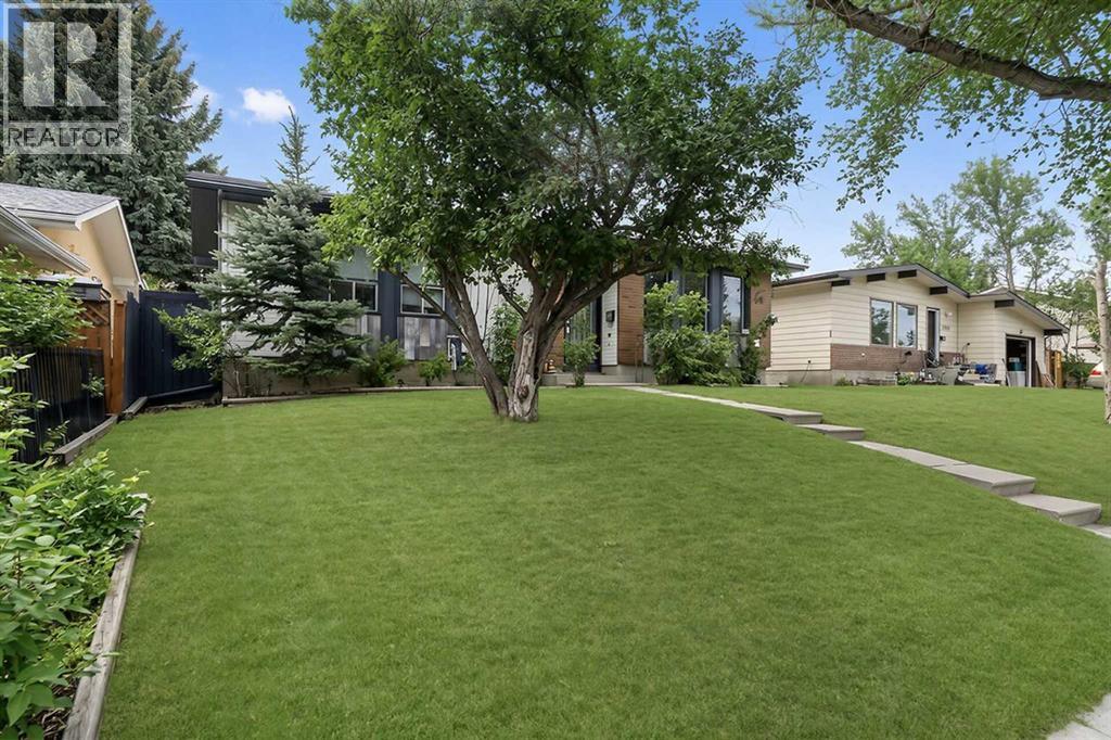 3523 48 Street NE - 43