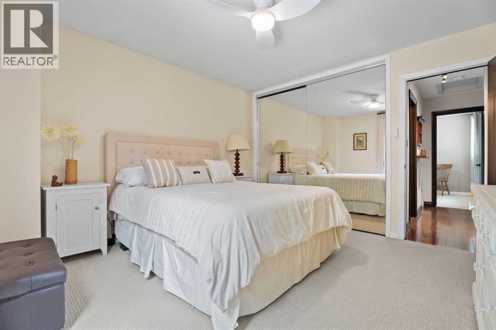 15 Lock Crescent - 15