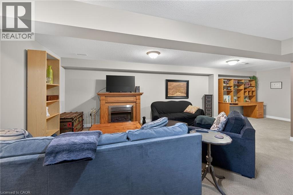 6 GADDYE Lane - Image 38