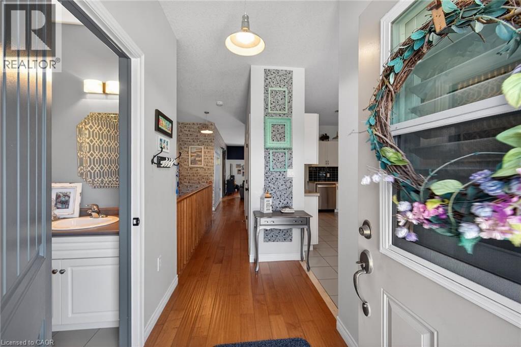 6 GADDYE Lane - Image 4