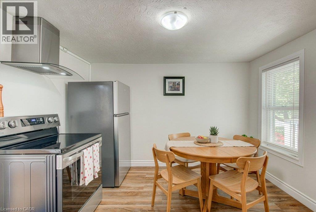 461 SELKIRK Street - 45