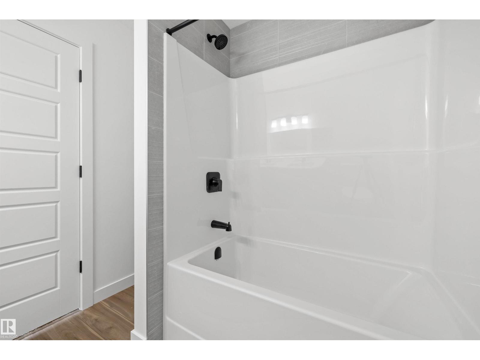 1854 187 ST NW - 31