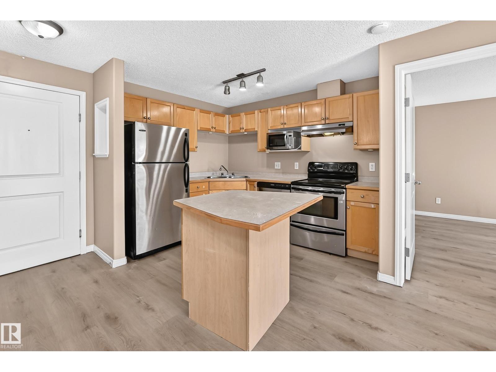#317 245 EDWARDS DR SW - 11
