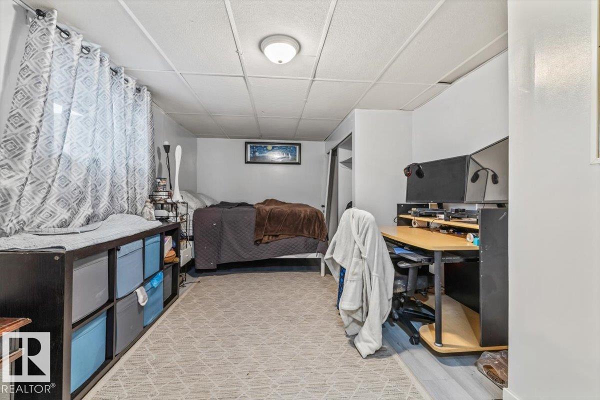 9304 128A AV NW - 23
