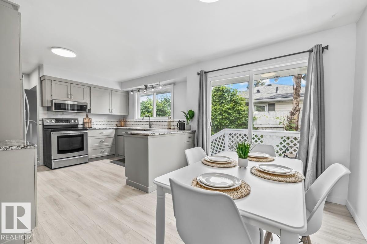 9304 128A AV NW - 9
