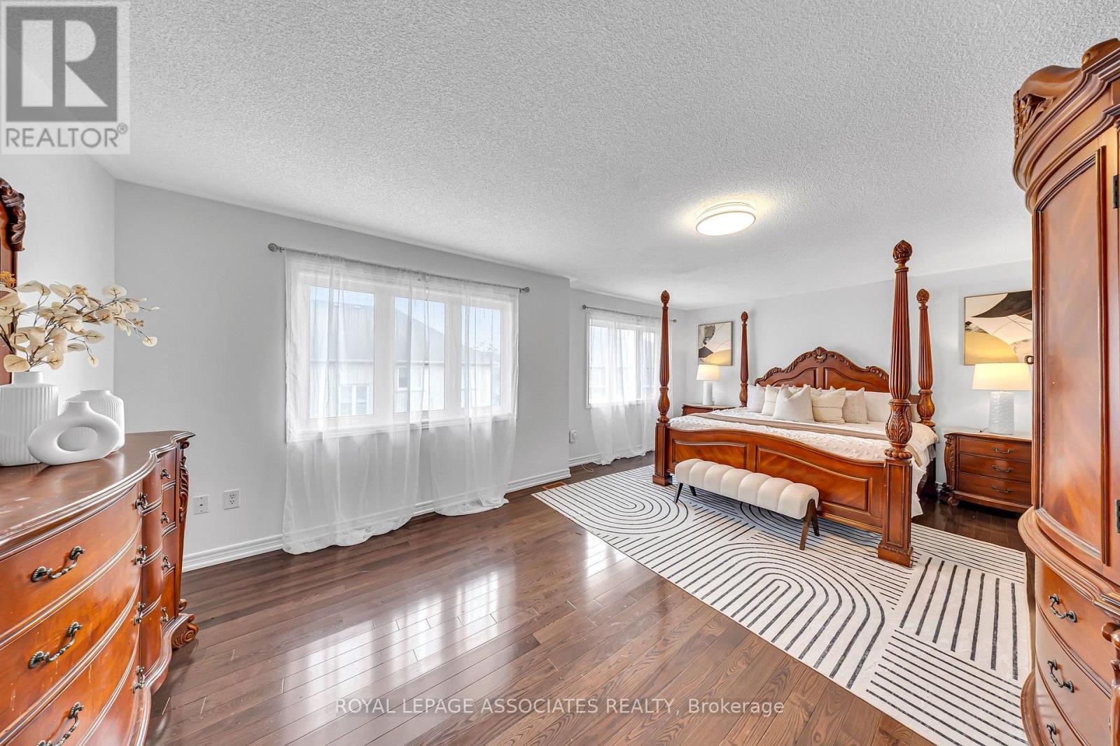 5 MEAD TERRACE - Image 23