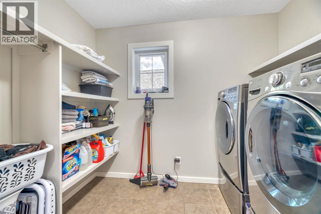 31 Mahogany Way SE - 31