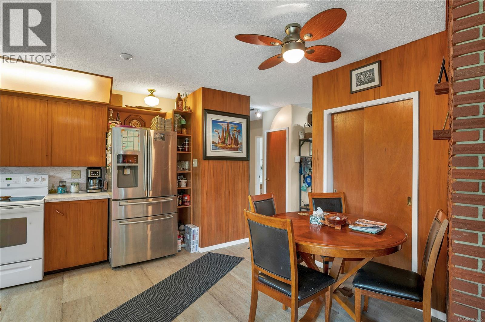 3479 Fraser Rd - 10